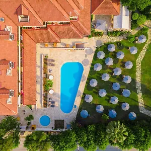 Hotel Club-e